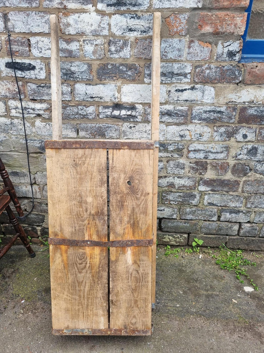 Berwick Wooden Salmon Fish Crate with handles