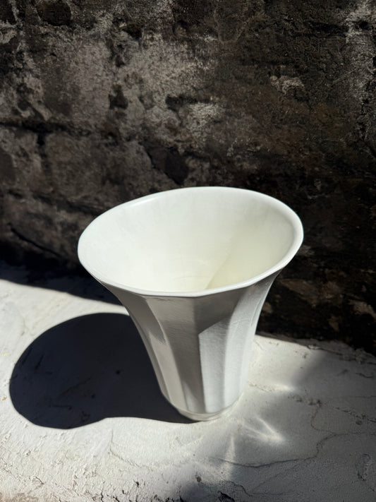 White Ofetruria Wedgewood Pottery Vase