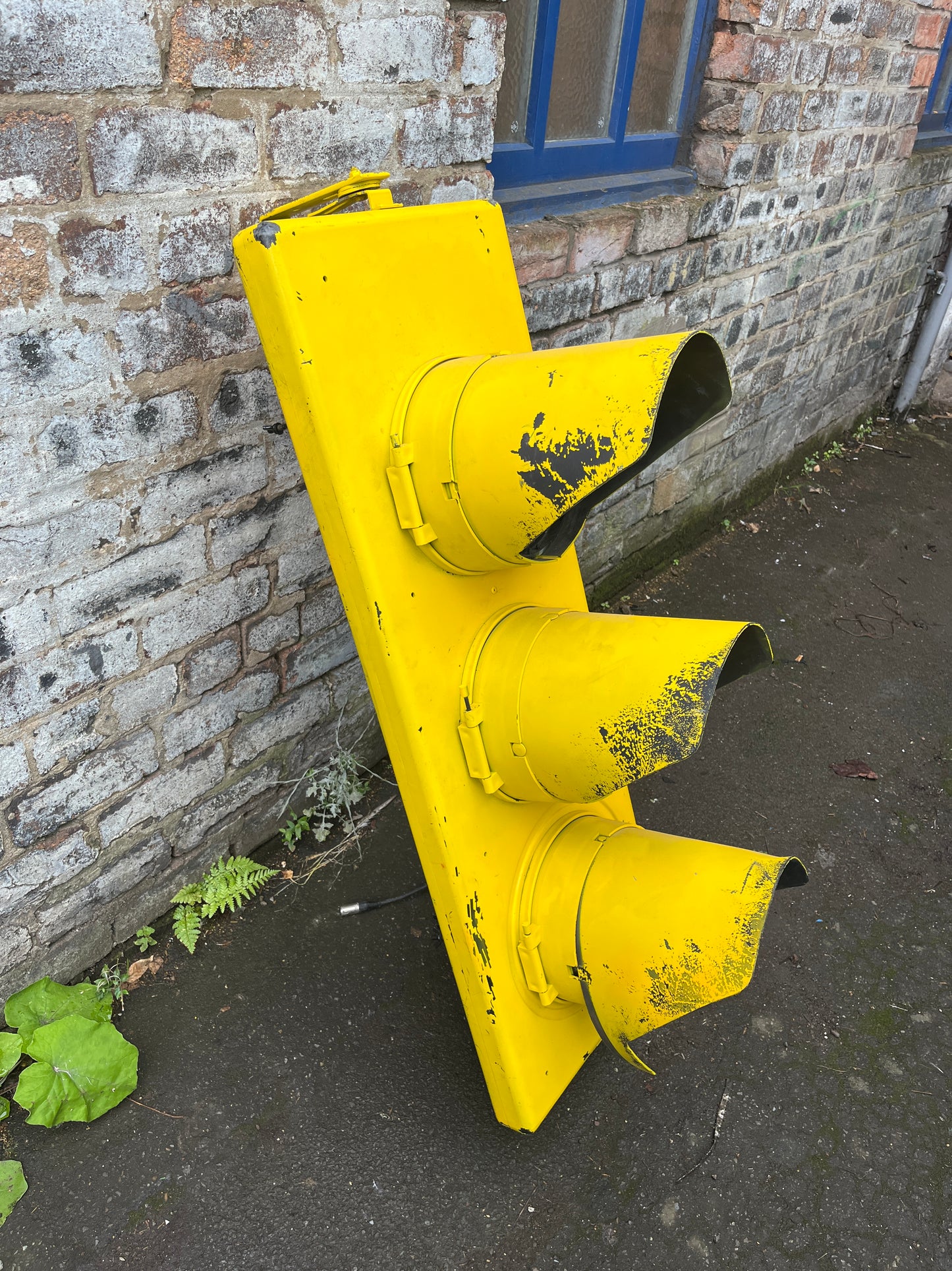 World War Z Traffic Light