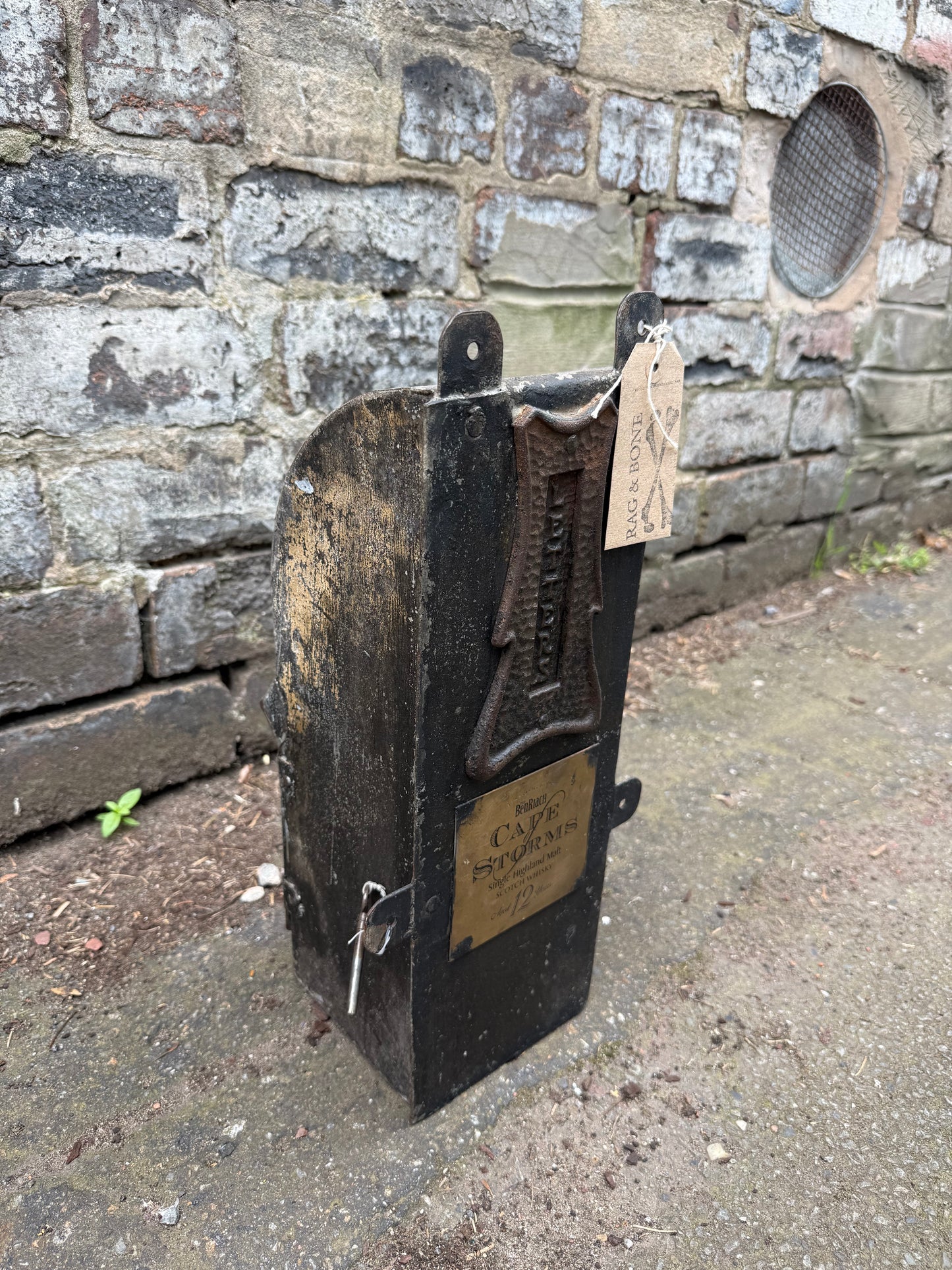 Ben Riach Cape Storm's Letter Box