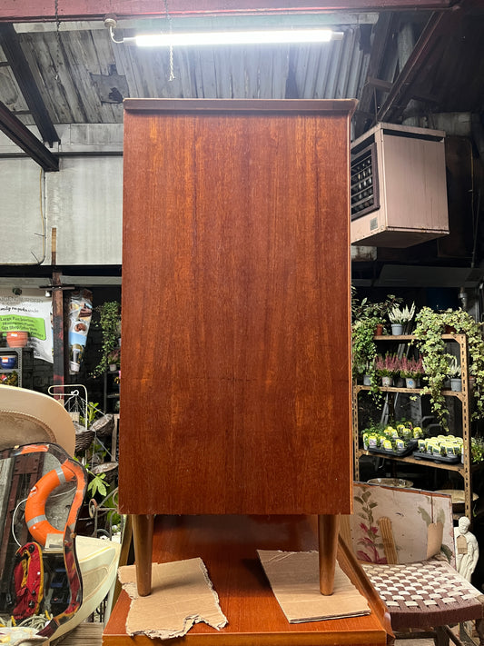 Mid Century Modern Set of Drawers