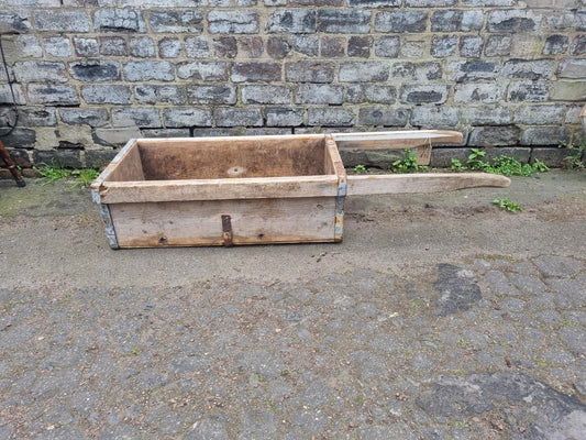 Berwick Wooden Salmon Fish Crate with handles
