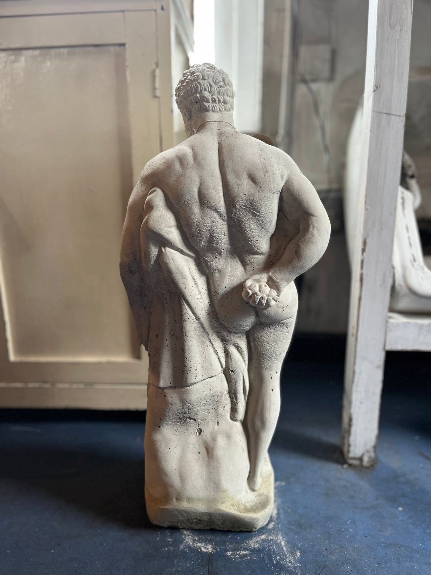 Lime Concrete Hand Cast Hercules Statue for Interior or Exterior
