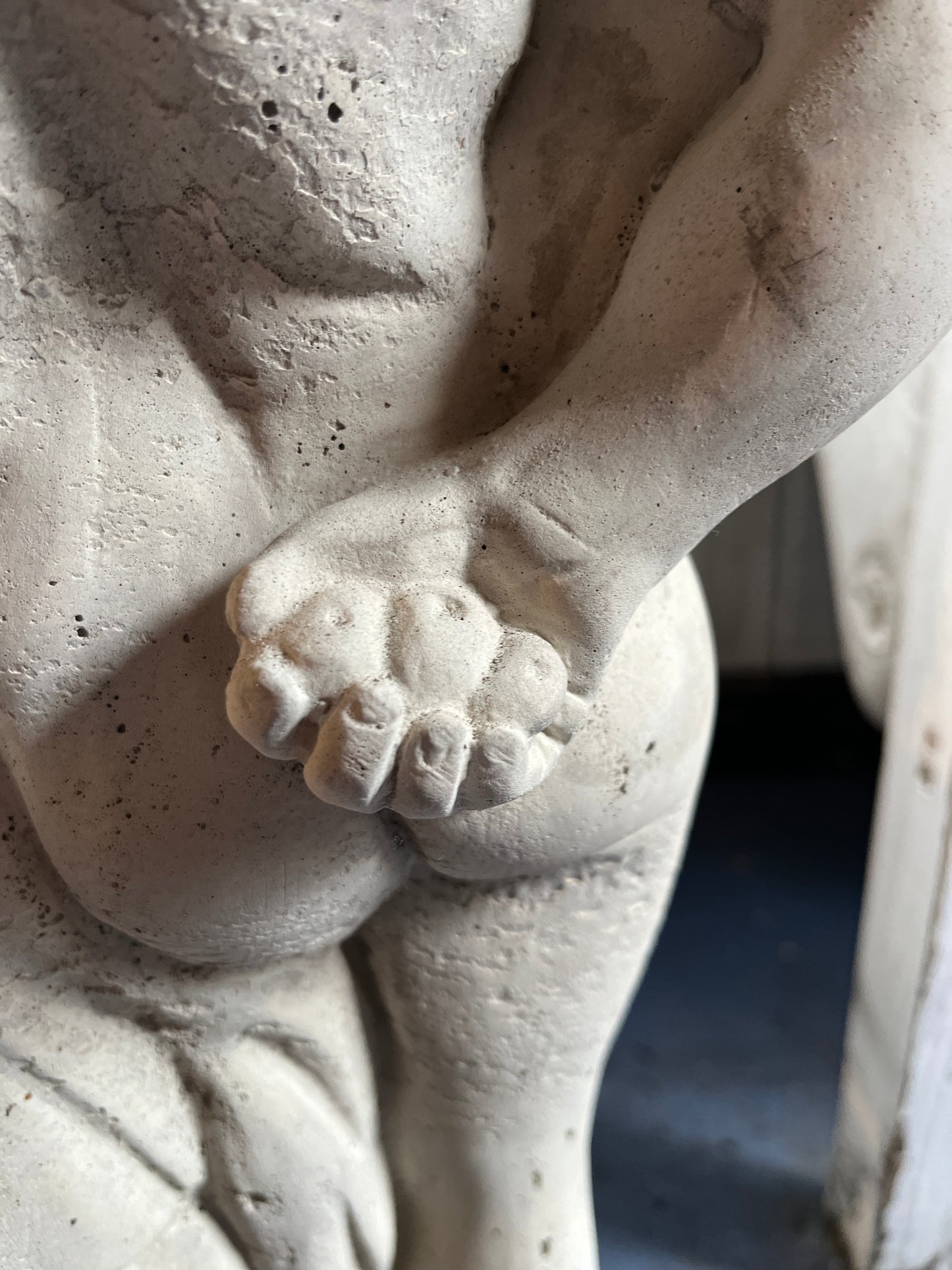 Lime Concrete Hand Cast Hercules Statue for Interior or Exterior