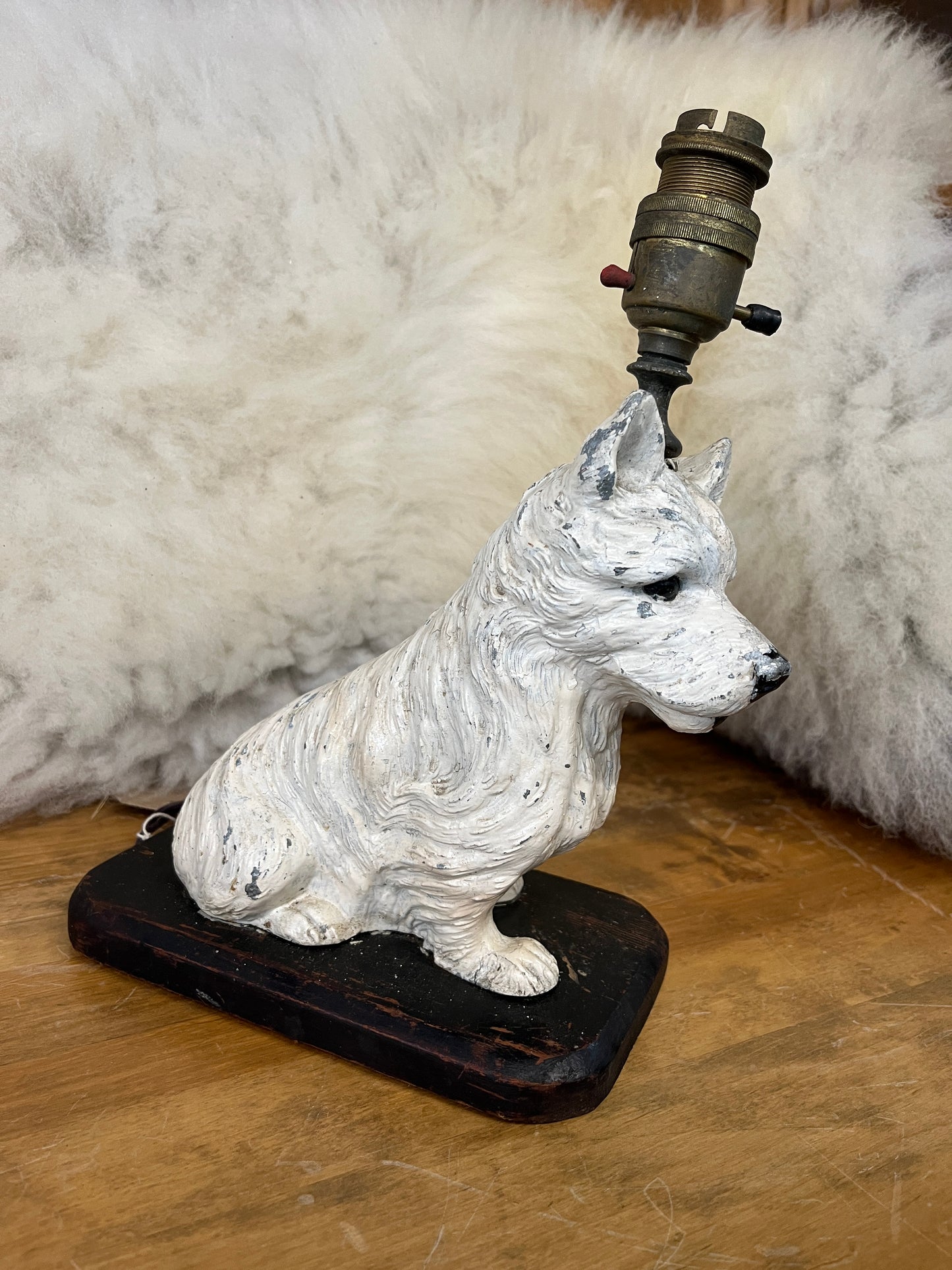 Possibly Whyte & Mackay Black & White Whisky Lamps