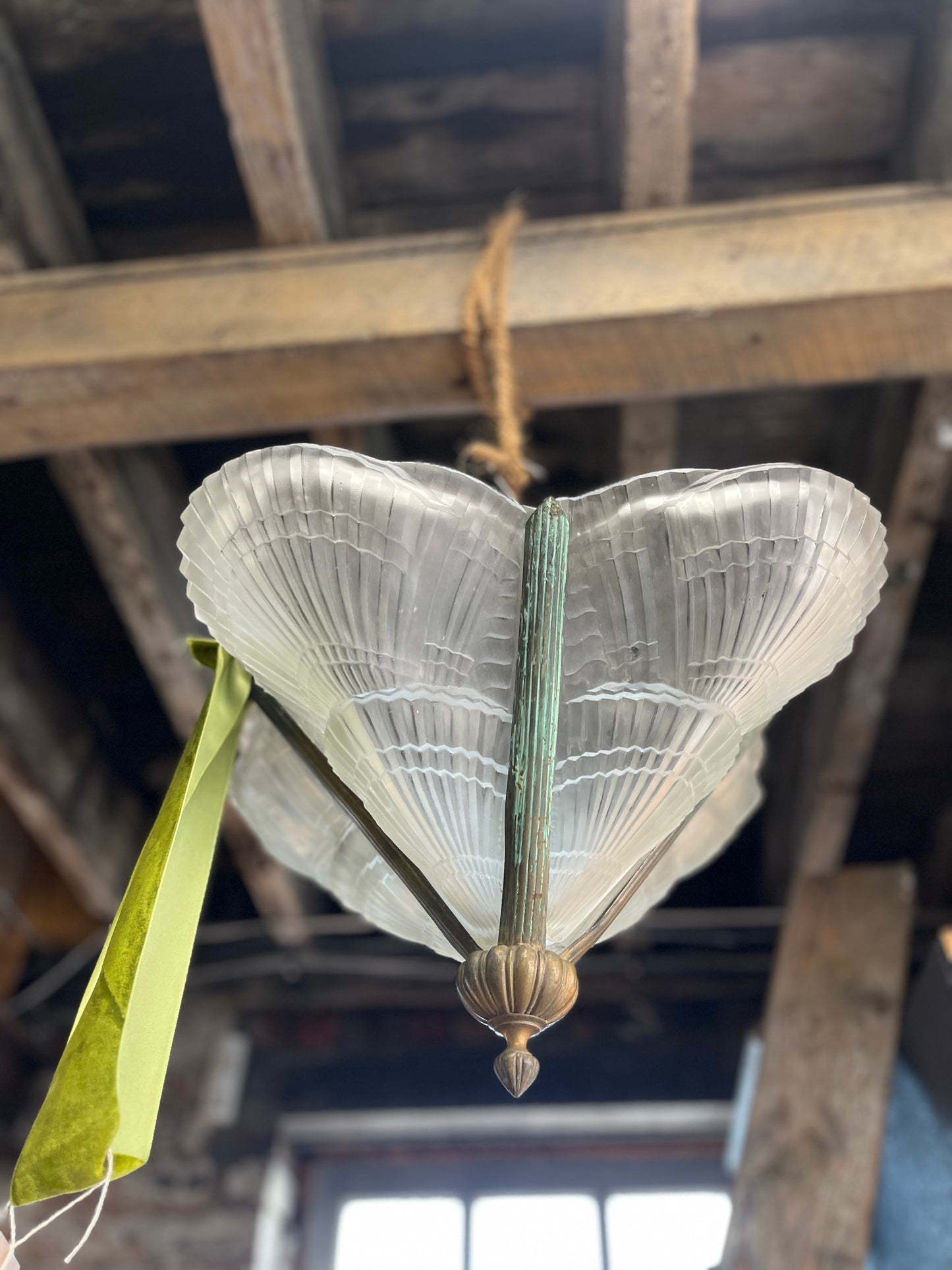 Scallop Shell Pressed Glass Pendant Light