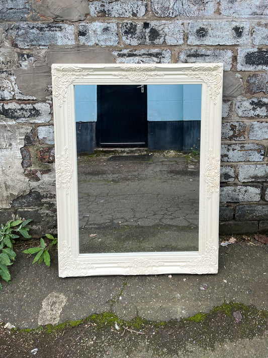White Mirror