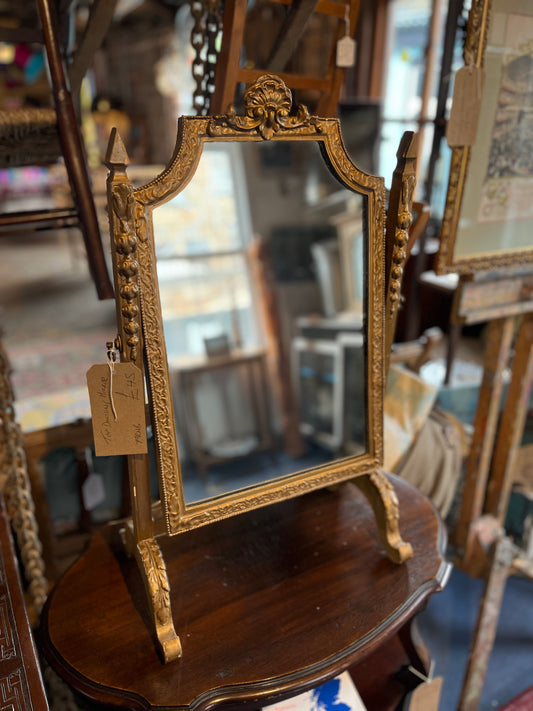 Top Dressing Mirror
