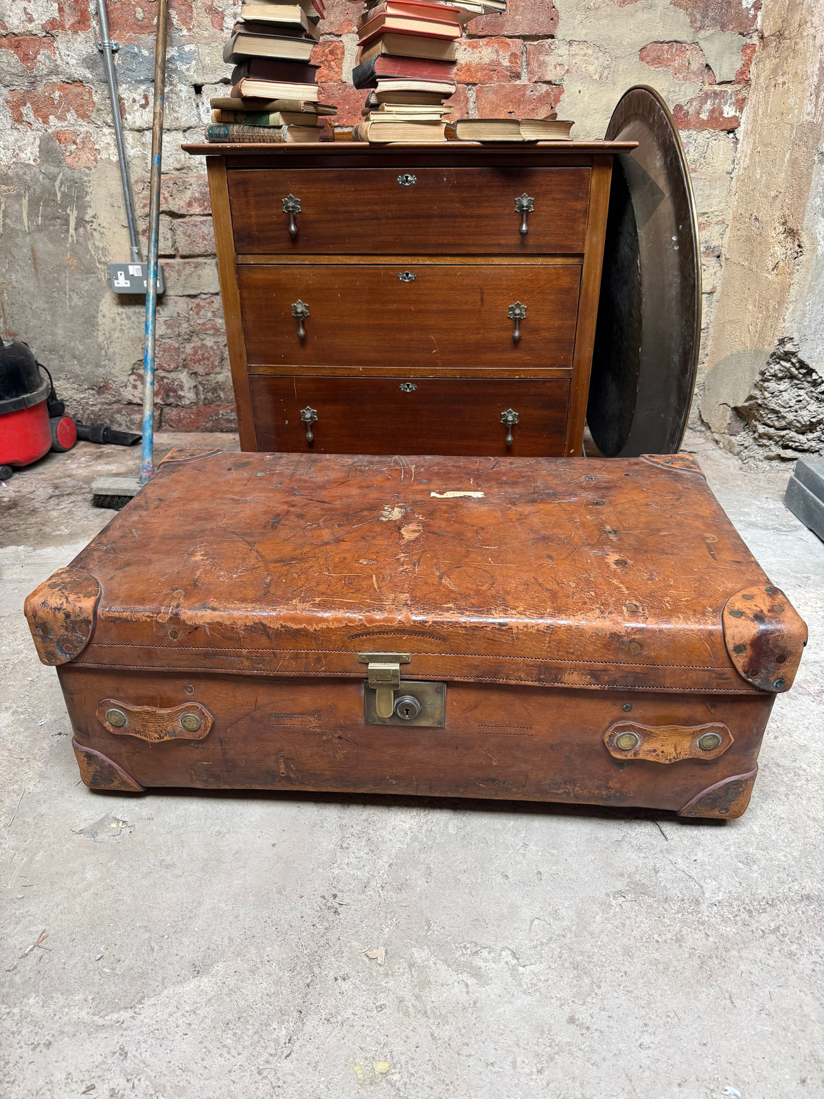 Large Antique Suitcase Travellers Case