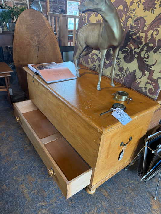 Victorian Pine Mule Chest