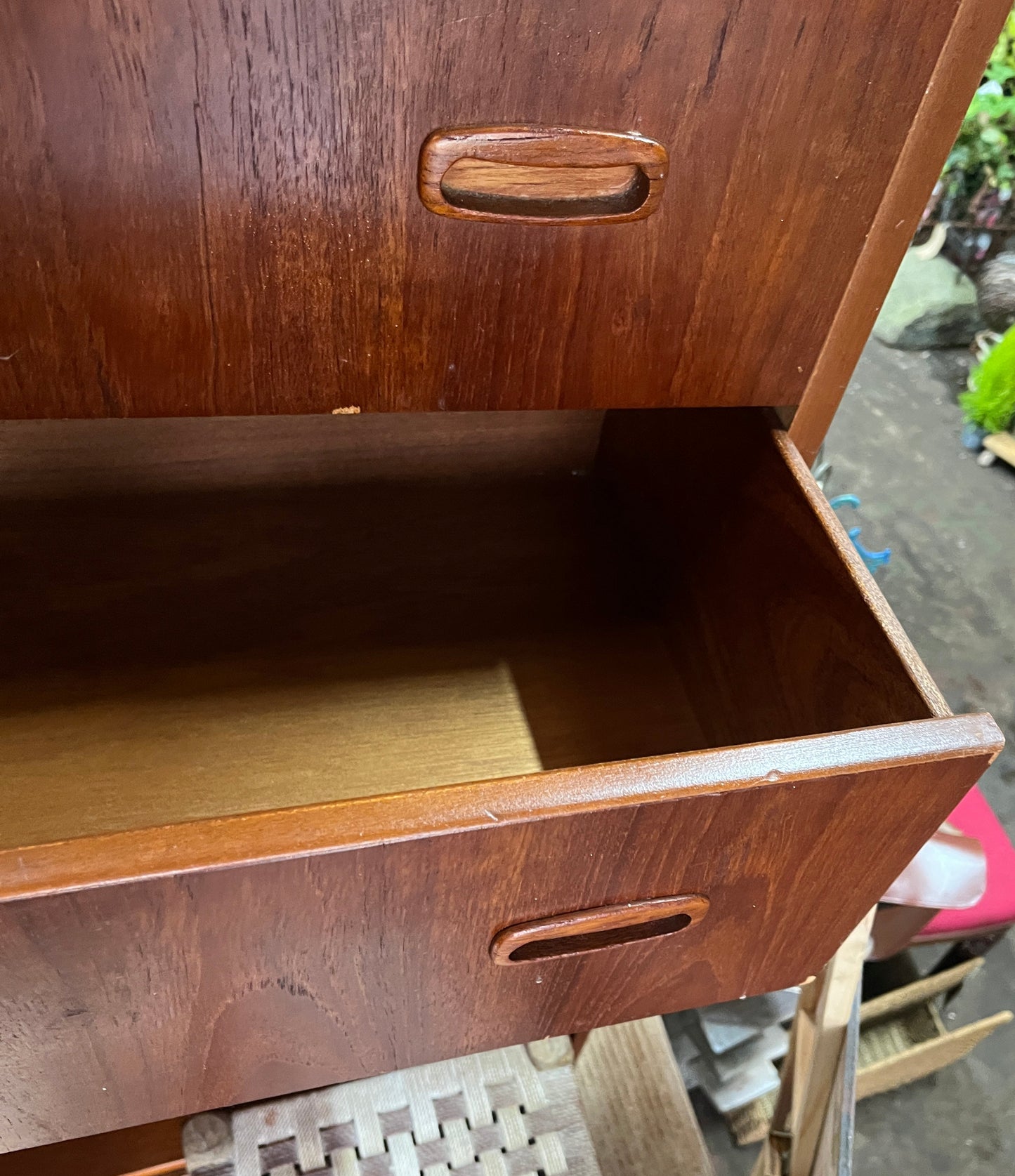 Mid Century Modern Set of Drawers