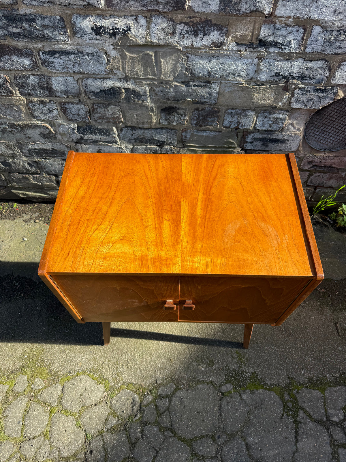 Teak Vinyl Storage Design by Sureline