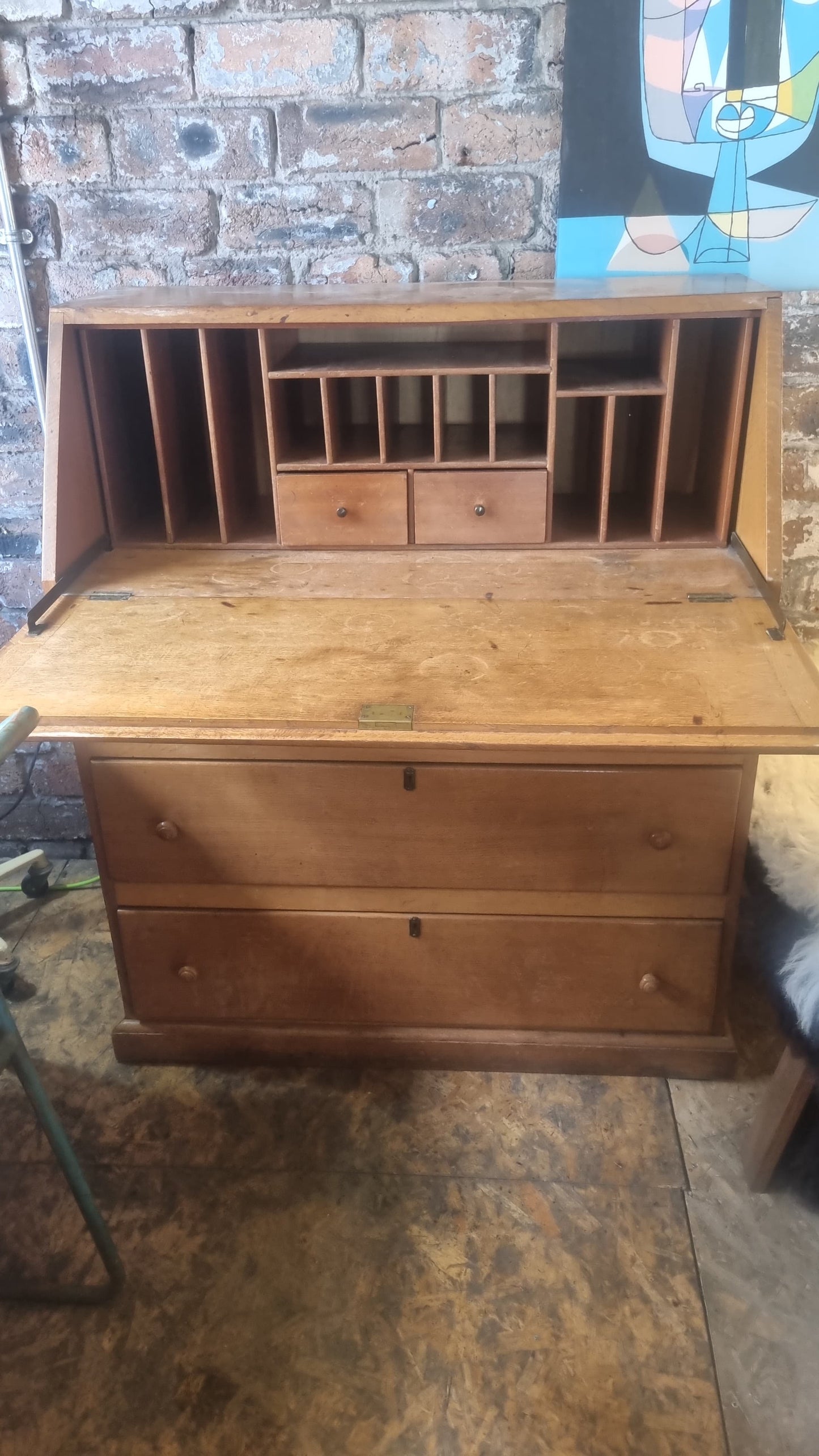 Oak Bureau