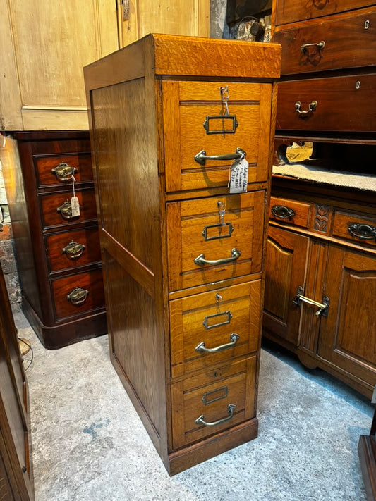 Antique 4 drawer filing cabinet circa 1930’s