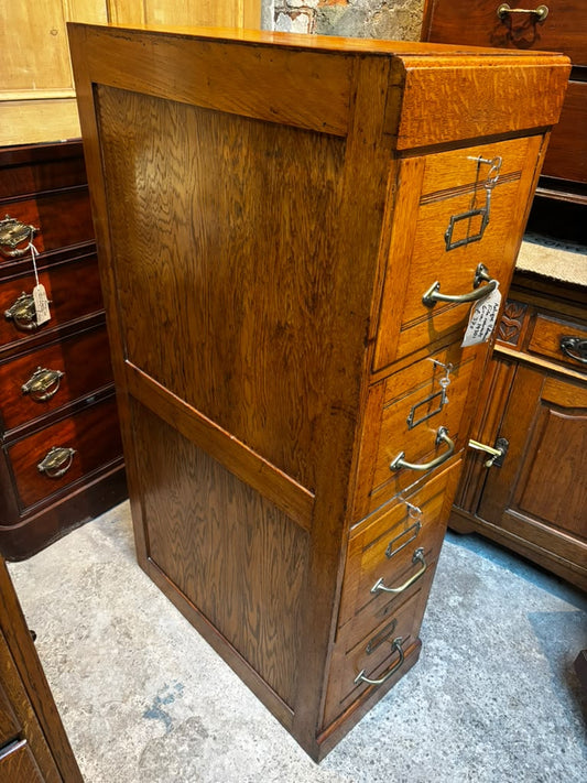Antique 4 drawer filing cabinet circa 1930’s